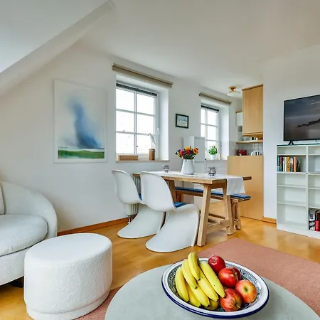 Ferienwohnung-sandblume-mit-meerblick *