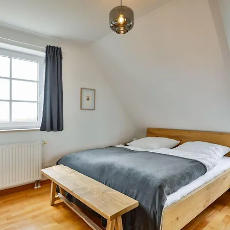 Ferienwohnung-sandblume-mit-meerblick