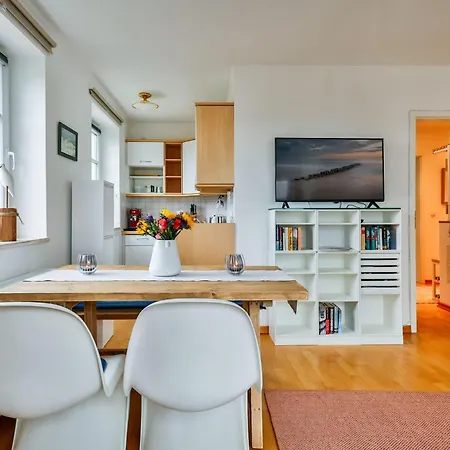 Ferienwohnung-sandblume-mit-meerblick *